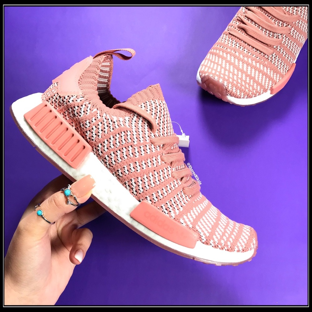 ADIDAS NMD R1 Pink BRAND NEW - Picture 2 of 5